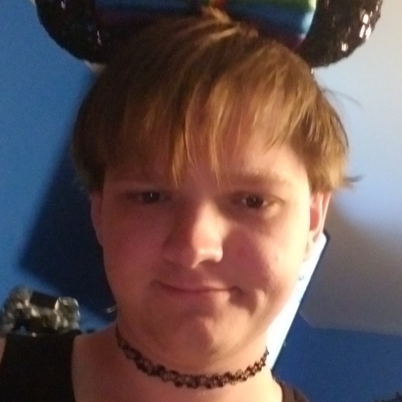 Meet your Posher, Scarlett - Picture 1 of 1